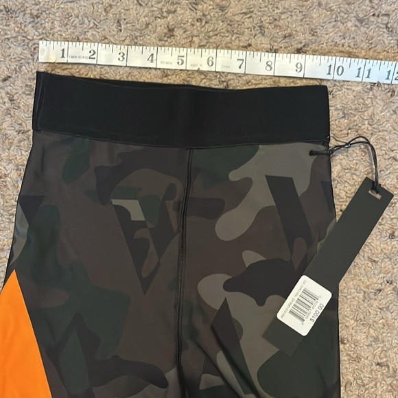 AARMY hero camo 4” inseam bike shorts - Picture 6 of 14